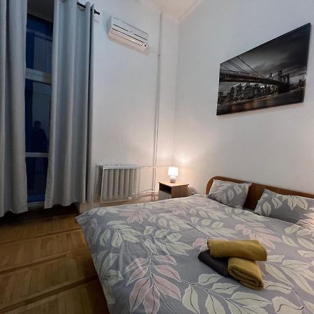 Apartment In The Historic Center キエフ エクステリア 写真